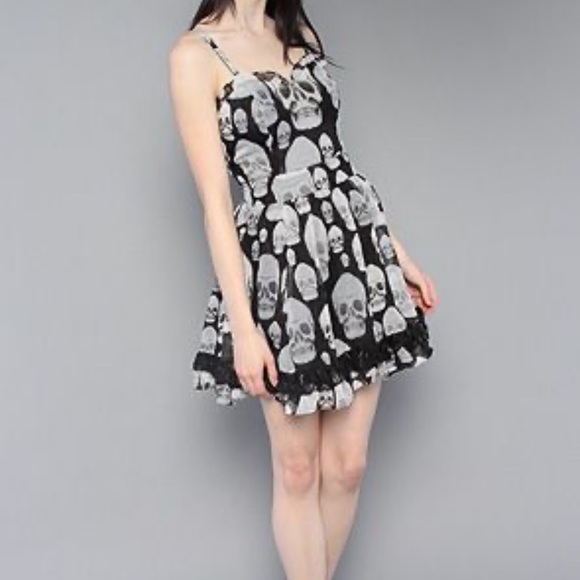 ISO Tripp nyc skull dress - Picture 2 of 2